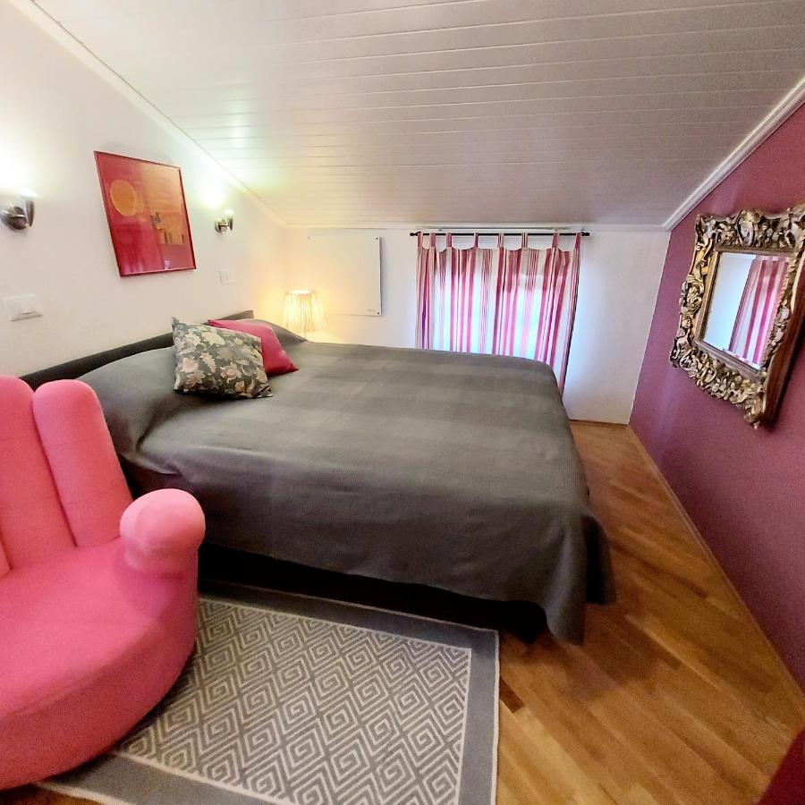 Stella - Parking Apartment Piran