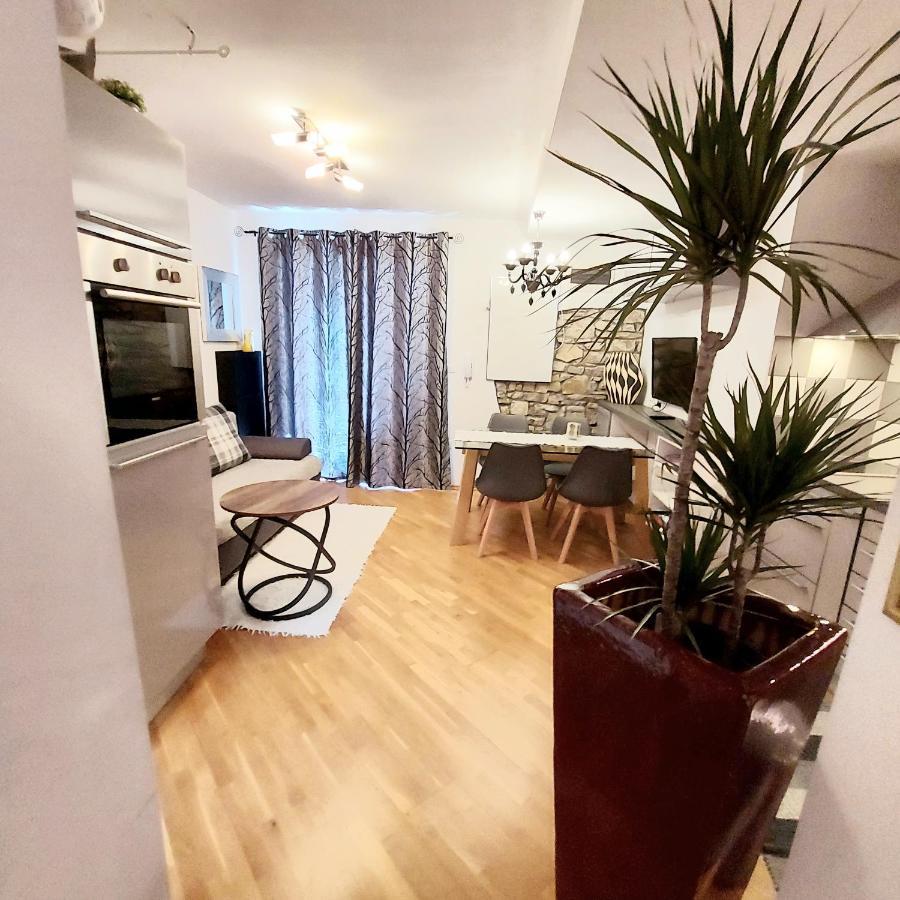 Apartmán Stella - Parking