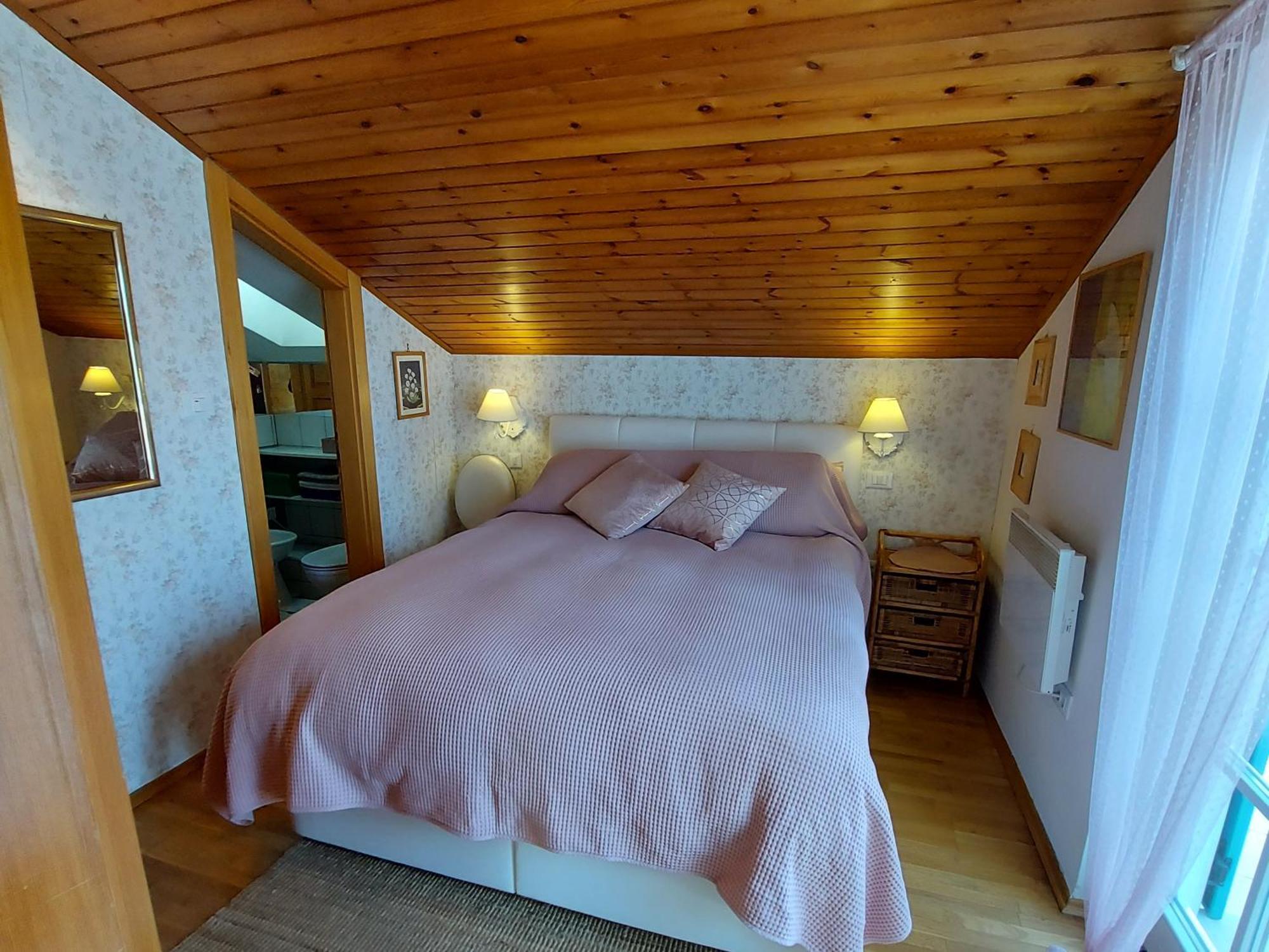 Stella - Parking Apartment