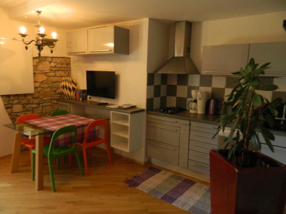 Stella - Parking Apartment *